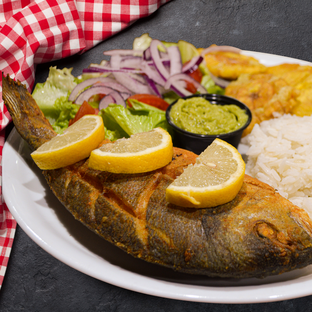  PESCADO FRITO 